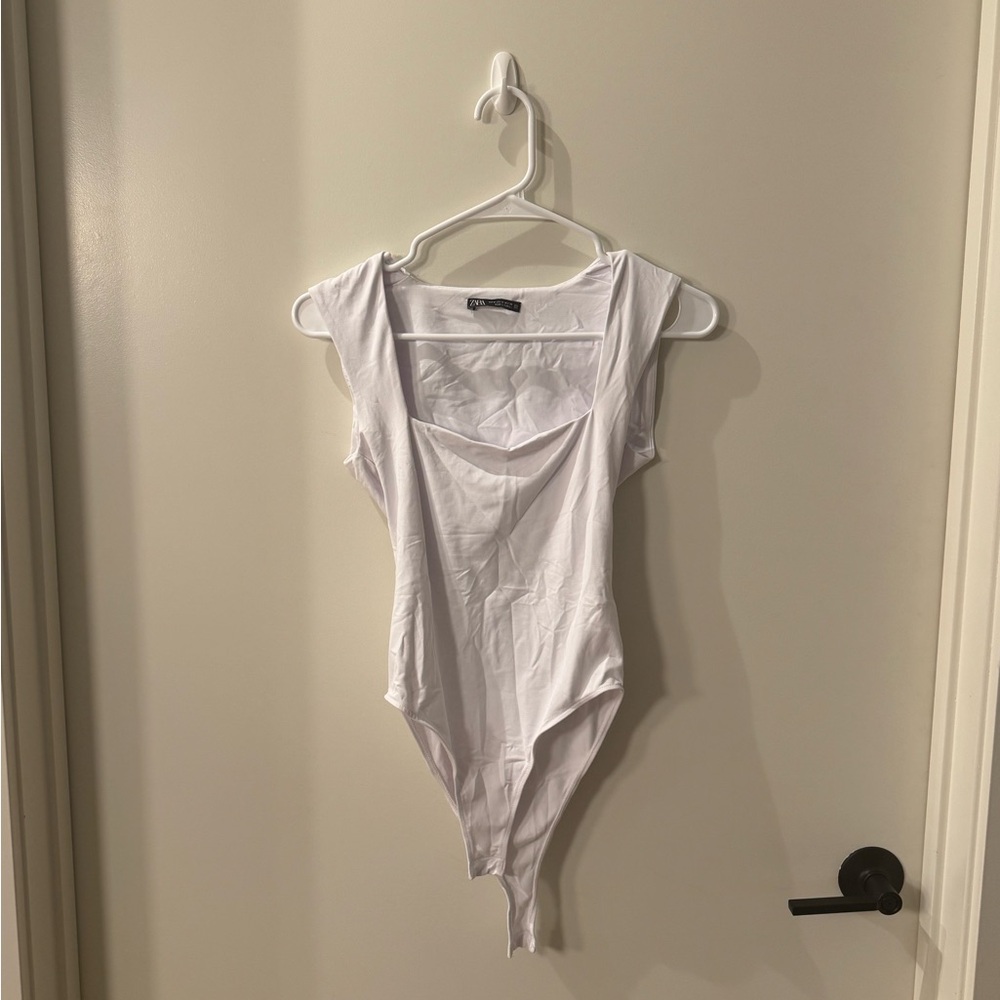 Zara White Sleeveless Bodysuit